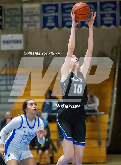 Thumbnail 3 in Highlands Ranch @ La Jolla Country Day (Sweet 16 Invitational) photogallery.