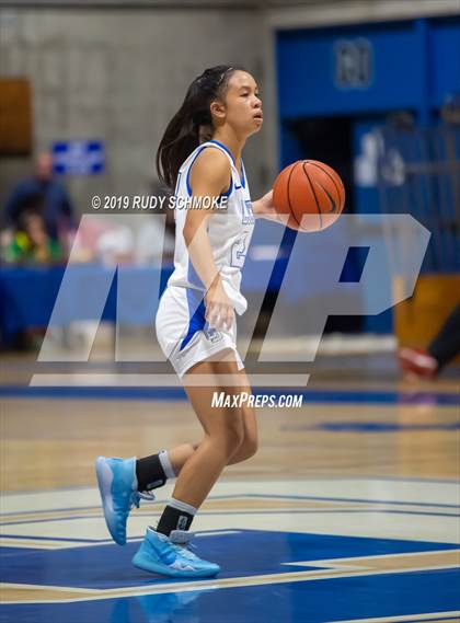 Thumbnail 2 in Highlands Ranch @ La Jolla Country Day (Sweet 16 Invitational) photogallery.