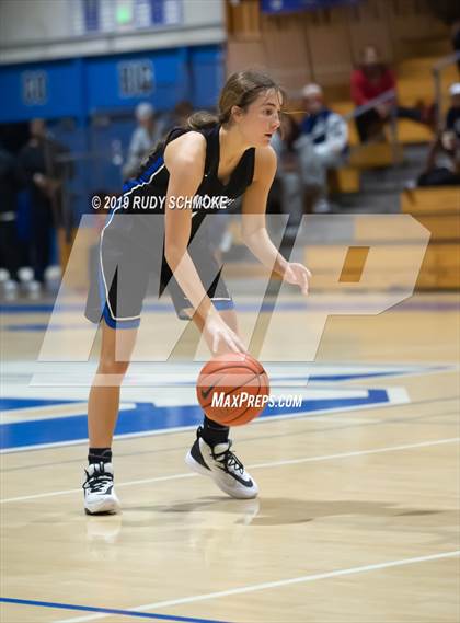 Thumbnail 2 in Highlands Ranch @ La Jolla Country Day (Sweet 16 Invitational) photogallery.