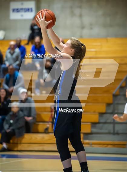 Thumbnail 1 in Highlands Ranch @ La Jolla Country Day (Sweet 16 Invitational) photogallery.
