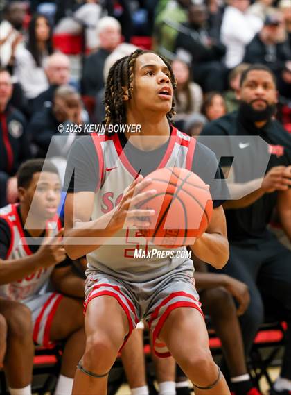 Thumbnail 1 in Walnut Ridge vs Marion Harding (OHSAA D3 Central 1 District Semifinal) photogallery.