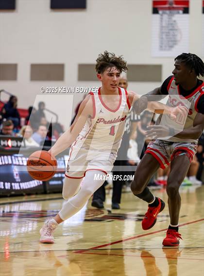 Thumbnail 3 in Walnut Ridge vs Marion Harding (OHSAA D3 Central 1 District Semifinal) photogallery.