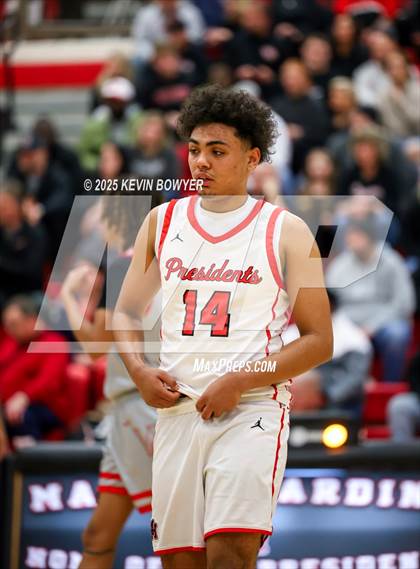 Thumbnail 3 in Walnut Ridge vs Marion Harding (OHSAA D3 Central 1 District Semifinal) photogallery.