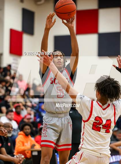 Thumbnail 2 in Walnut Ridge vs Marion Harding (OHSAA D3 Central 1 District Semifinal) photogallery.