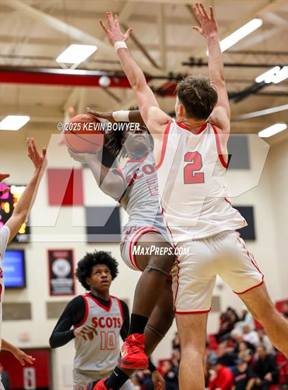 Thumbnail 2 in Walnut Ridge vs Marion Harding (OHSAA D3 Central 1 District Semifinal) photogallery.