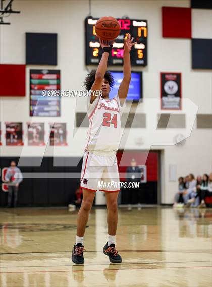 Thumbnail 2 in Walnut Ridge vs Marion Harding (OHSAA D3 Central 1 District Semifinal) photogallery.