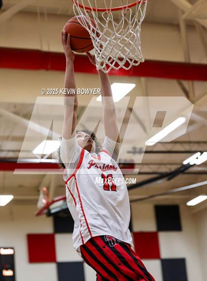 Thumbnail 1 in Walnut Ridge vs Marion Harding (OHSAA D3 Central 1 District Semifinal) photogallery.