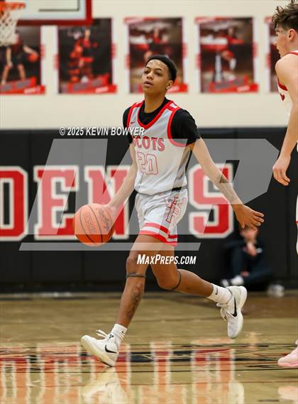Thumbnail 3 in Walnut Ridge vs Marion Harding (OHSAA D3 Central 1 District Semifinal) photogallery.