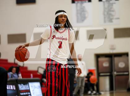 Thumbnail 3 in Walnut Ridge vs Marion Harding (OHSAA D3 Central 1 District Semifinal) photogallery.
