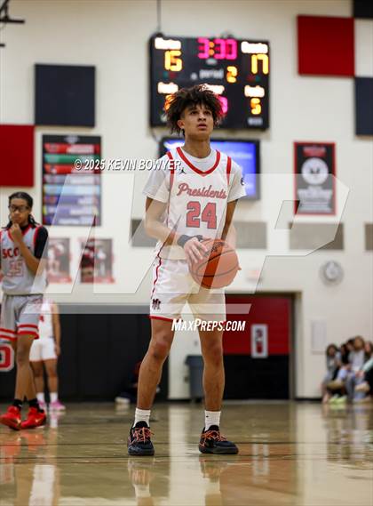 Thumbnail 3 in Walnut Ridge vs Marion Harding (OHSAA D3 Central 1 District Semifinal) photogallery.