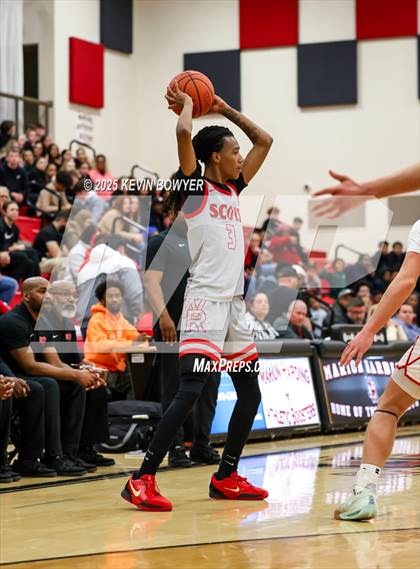 Thumbnail 1 in Walnut Ridge vs Marion Harding (OHSAA D3 Central 1 District Semifinal) photogallery.