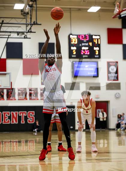 Thumbnail 2 in Walnut Ridge vs Marion Harding (OHSAA D3 Central 1 District Semifinal) photogallery.