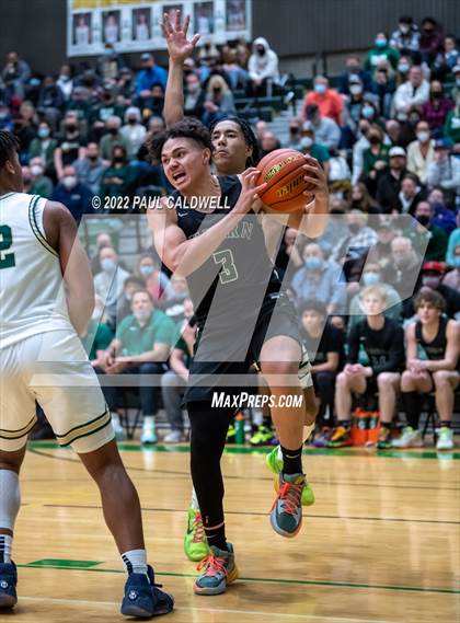 Thumbnail 3 in Auburn vs Timberline (WIAA 3A District Final) photogallery.