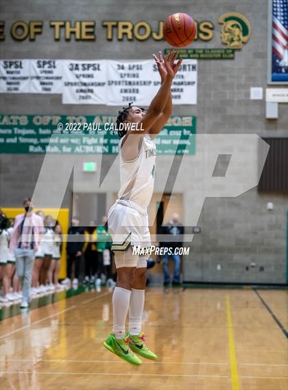 Thumbnail 3 in Auburn vs Timberline (WIAA 3A District Final) photogallery.