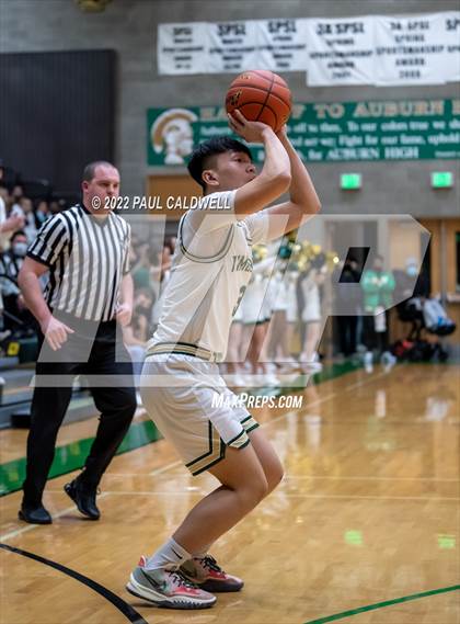 Thumbnail 1 in Auburn vs Timberline (WIAA 3A District Final) photogallery.