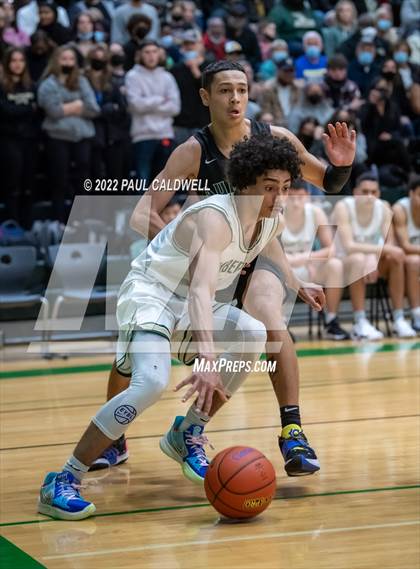 Thumbnail 2 in Auburn vs Timberline (WIAA 3A District Final) photogallery.