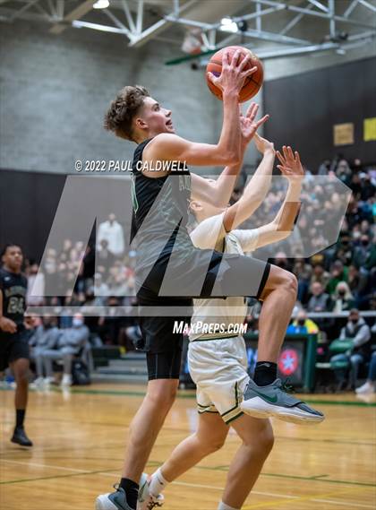 Thumbnail 1 in Auburn vs Timberline (WIAA 3A District Final) photogallery.