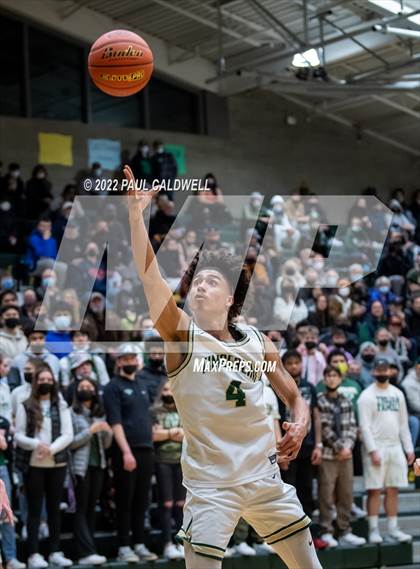 Thumbnail 1 in Auburn vs Timberline (WIAA 3A District Final) photogallery.