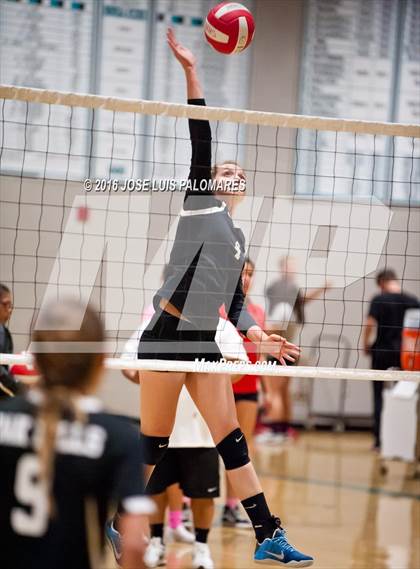 Thumbnail 1 in Oak Hills @ Sultana photogallery.