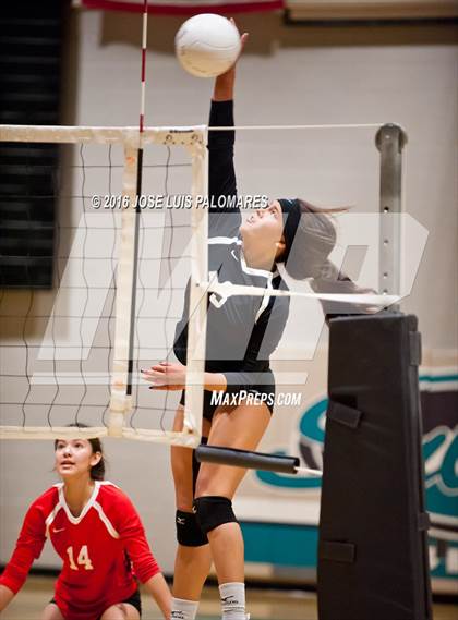 Thumbnail 2 in Oak Hills @ Sultana photogallery.