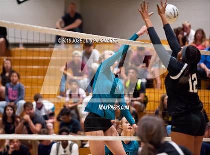 Thumbnail 3 in Oak Hills @ Sultana photogallery.