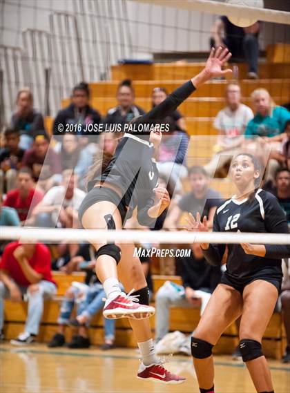 Thumbnail 2 in Oak Hills @ Sultana photogallery.