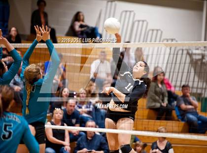 Thumbnail 1 in Oak Hills @ Sultana photogallery.