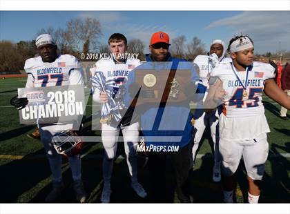 Thumbnail 2 in Haddam-Killingworth vs. Bloomfield (CIAC Class S Final) photogallery.