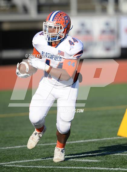 Thumbnail 3 in Haddam-Killingworth vs. Bloomfield (CIAC Class S Final) photogallery.