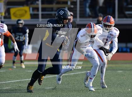 Thumbnail 3 in Haddam-Killingworth vs. Bloomfield (CIAC Class S Final) photogallery.
