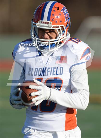 Thumbnail 1 in Haddam-Killingworth vs. Bloomfield (CIAC Class S Final) photogallery.