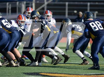 Thumbnail 1 in Haddam-Killingworth vs. Bloomfield (CIAC Class S Final) photogallery.