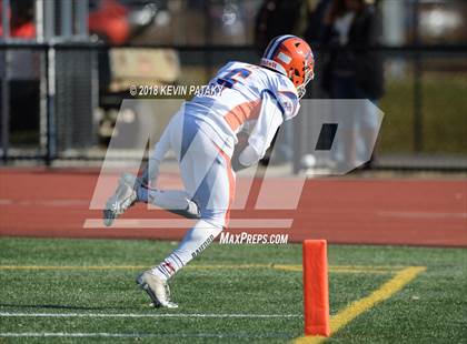Thumbnail 1 in Haddam-Killingworth vs. Bloomfield (CIAC Class S Final) photogallery.