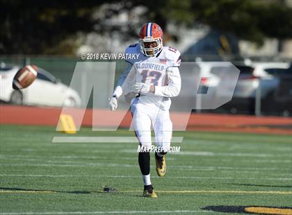 Thumbnail 3 in Haddam-Killingworth vs. Bloomfield (CIAC Class S Final) photogallery.