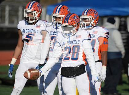Thumbnail 2 in Haddam-Killingworth vs. Bloomfield (CIAC Class S Final) photogallery.