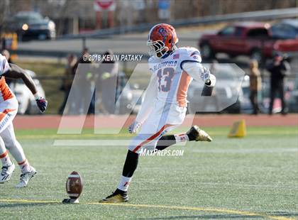 Thumbnail 2 in Haddam-Killingworth vs. Bloomfield (CIAC Class S Final) photogallery.