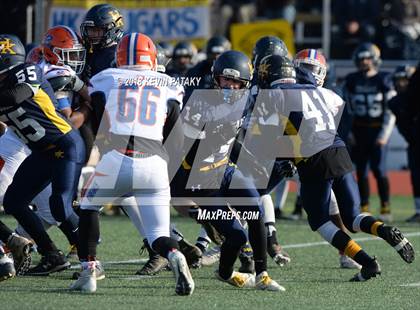 Thumbnail 3 in Haddam-Killingworth vs. Bloomfield (CIAC Class S Final) photogallery.