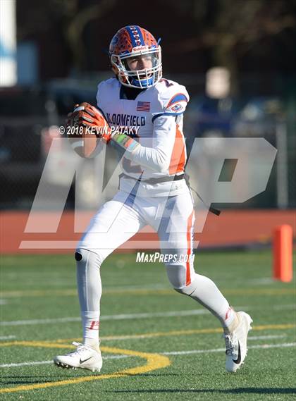 Thumbnail 2 in Haddam-Killingworth vs. Bloomfield (CIAC Class S Final) photogallery.