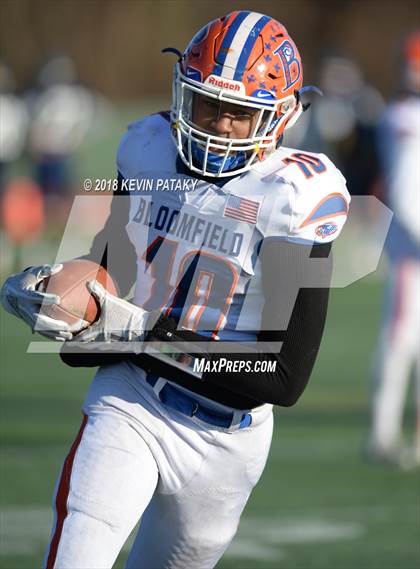 Thumbnail 3 in Haddam-Killingworth vs. Bloomfield (CIAC Class S Final) photogallery.