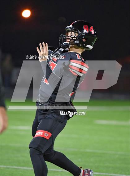 Thumbnail 3 in Huntsville @ Marshall (UIL 5A Bi-District Playoff) photogallery.