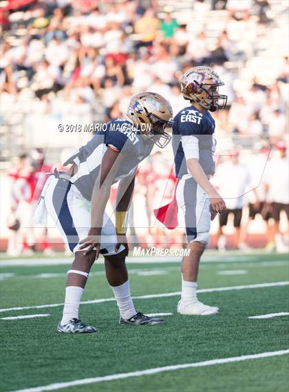 Thumbnail 3 in RGVCA All-Star Football Game (East vs. West) photogallery.