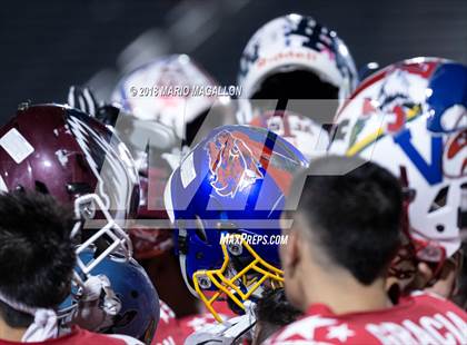 Thumbnail 1 in RGVCA All-Star Football Game (East vs. West) photogallery.