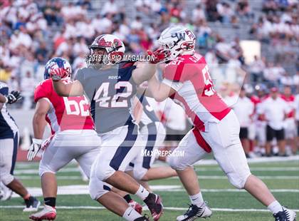 Thumbnail 2 in RGVCA All-Star Football Game (East vs. West) photogallery.