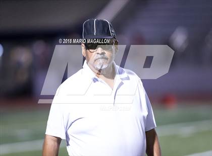 Thumbnail 3 in RGVCA All-Star Football Game (East vs. West) photogallery.