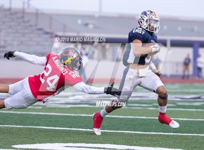 Thumbnail 2 in RGVCA All-Star Football Game (East vs. West) photogallery.