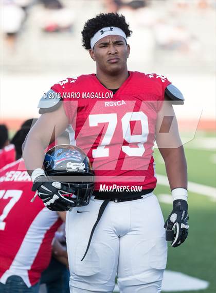 Thumbnail 2 in RGVCA All-Star Football Game (East vs. West) photogallery.