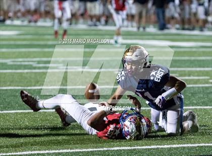 Thumbnail 3 in RGVCA All-Star Football Game (East vs. West) photogallery.