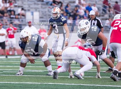 Thumbnail 3 in RGVCA All-Star Football Game (East vs. West) photogallery.