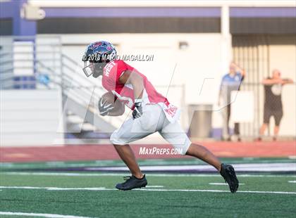 Thumbnail 3 in RGVCA All-Star Football Game (East vs. West) photogallery.