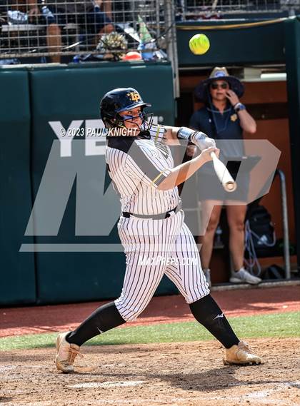 Thumbnail 1 in Decatur @ Liberty (UIL 4A Softball Semifinal) photogallery.